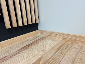 Plinthe arrondie pin maritime