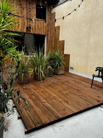 Galerie photos de votre scierie et fournisseur de bois pour aménagement intérieur et extérieur près de Bordeaux