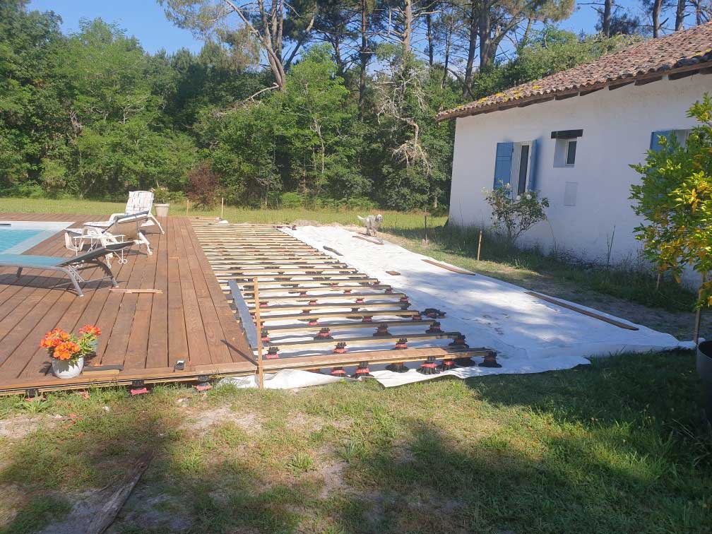 Pose avec plots terrasse