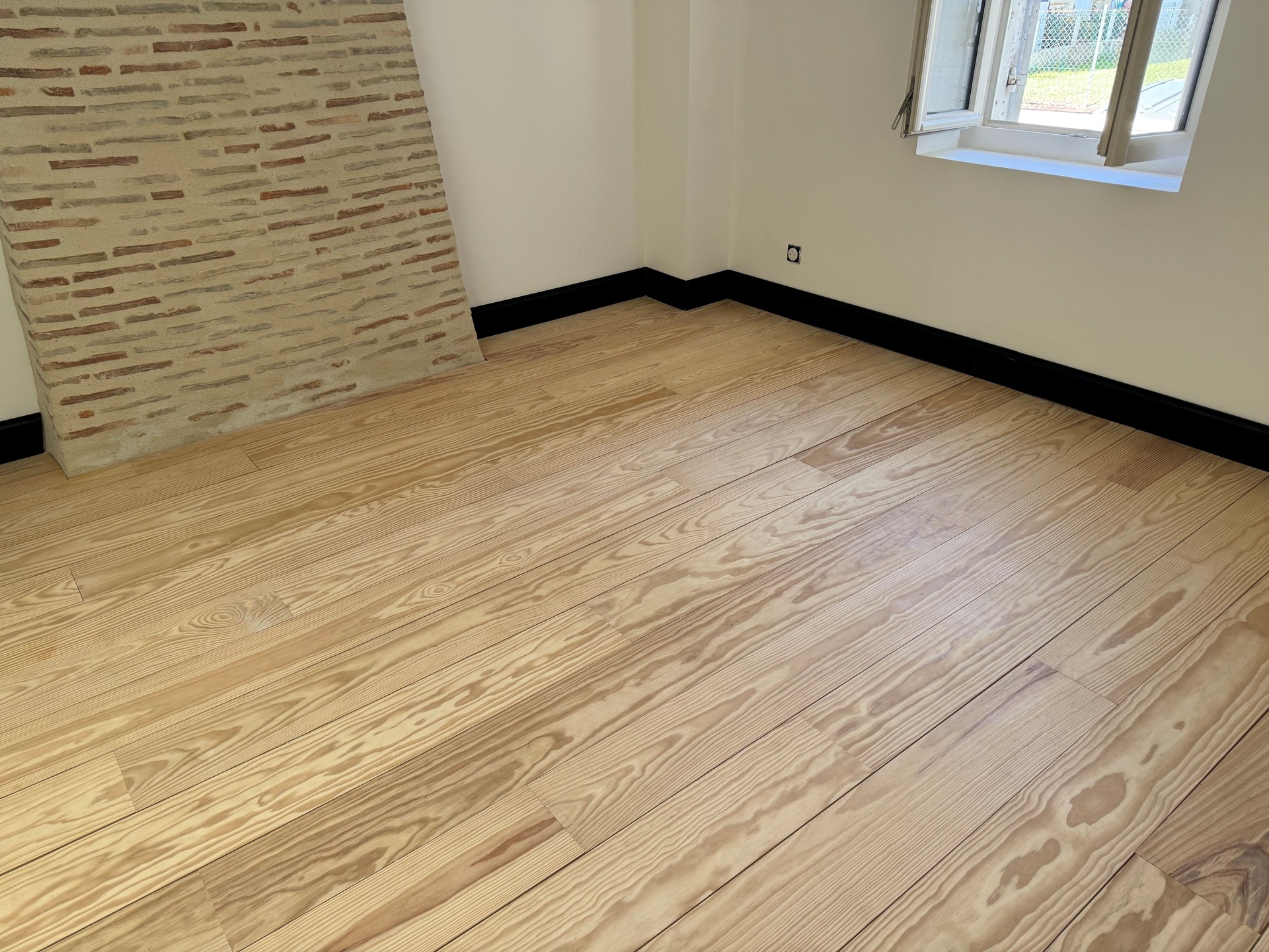 Parquet massif pin des Landes